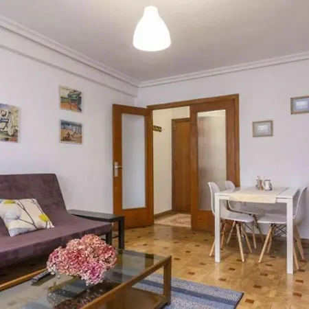 Apartamento Centro Apartment *